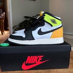 Air Jordan 1 Retro high tops